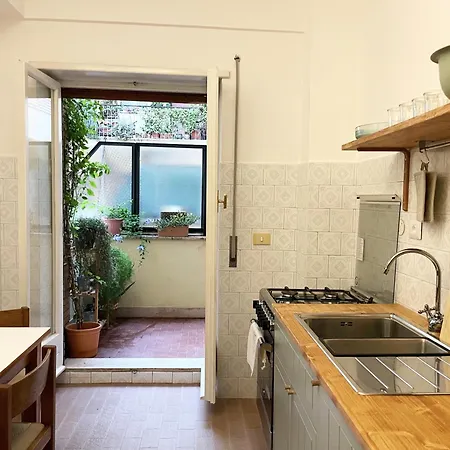 Casa Iole Apartment